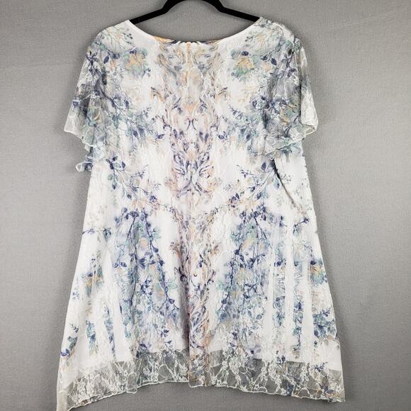 Avenue Size 18/20 Lace Overlay Flowy Top White Blue Floral Fairycore Whimsical - Picture 10 of 10